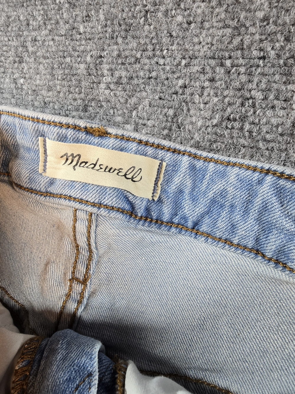 Madewell Curvy Perfect Vintage Straight Jeans Womens 30 Distressed Light Wash - Picture 2 of 7